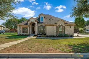 226 Hamburg Ave, New Braunfels, TX 78132 - Photo 1