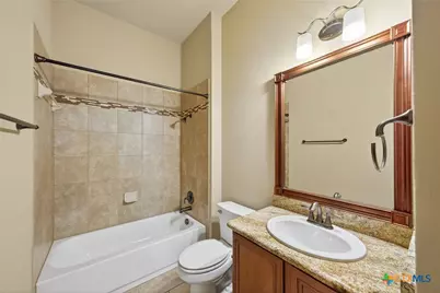 226 Hamburg Avenue, New Braunfels, TX 78132 - Photo 25