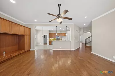 226 Hamburg Avenue, New Braunfels, TX 78132 - Photo 9