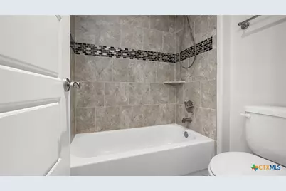 961 N Academy Avenue, New Braunfels, TX 78130 - Photo 25