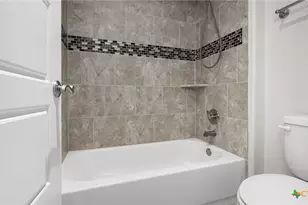 961 N Academy Ave, New Braunfels, TX 78130 - Photo 25