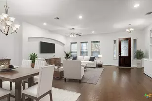 961 N Academy Ave, New Braunfels, TX 78130 - Photo 5