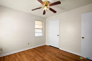 302 Easy St, Copperas Cove, TX 76522 - Photo 15