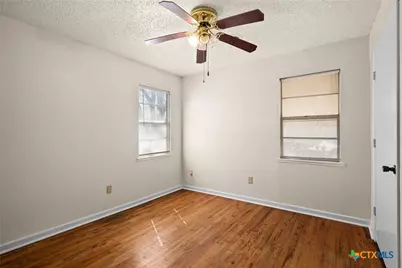 302 Easy St, Copperas Cove, TX 76522 - Photo 15