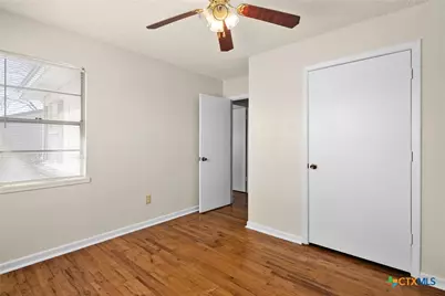 302 Easy St, Copperas Cove, TX 76522 - Photo 13