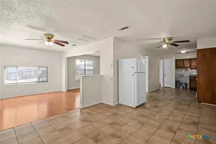 302 Easy St, Copperas Cove, TX 76522 - Photo 9