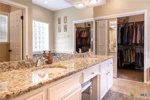 407 Woodway Dr, Victoria, TX 77904 - Photo 19