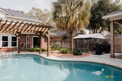 407 Woodway Drive, Victoria, TX 77904 - Photo 37