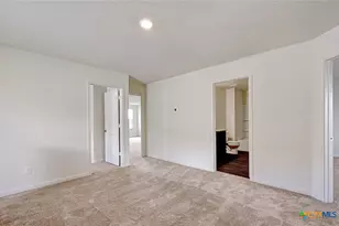 4184 Duck Crk, New Braunfels, TX 78124 - Photo 9