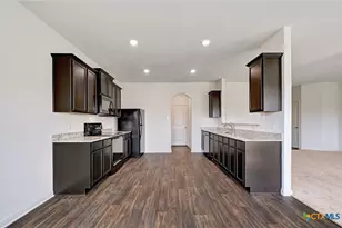 4184 Duck Crk, New Braunfels, TX 78124 - Photo 11