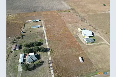 612 Wischkaemper Road, Victoria, TX 77905 - Photo 7