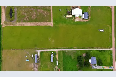612 Wischkaemper Road, Victoria, TX 77905 - Photo 5