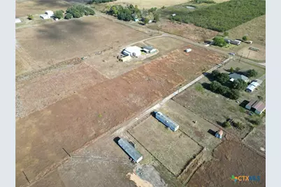 612 Wischkaemper Road, Victoria, TX 77905 - Photo 5