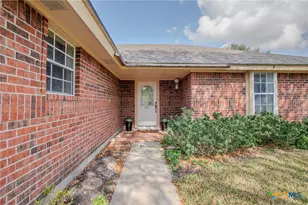 204 Grouse Rd, Victoria, TX 77905 - Photo 5