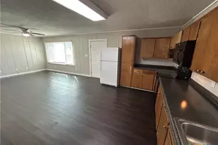 1484 W Klein Rd, New Braunfels, TX 78130 - Photo 9