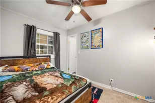 425 Dreamland Dr, Canyon Lake, TX 78133 - Photo 13