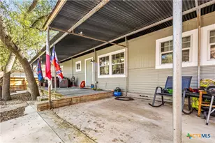 425 Dreamland Dr, Canyon Lake, TX 78133 - Photo 19