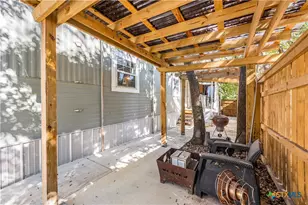 425 Dreamland Dr, Canyon Lake, TX 78133 - Photo 23