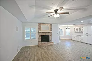 764 Vista Pkwy, New Braunfels, TX 78130 - Photo 3