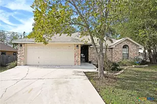 764 Vista Pkwy, New Braunfels, TX 78130 - Photo 1