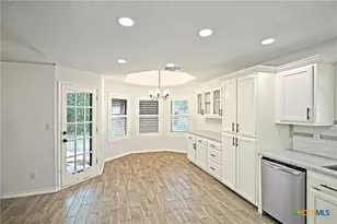 764 Vista Pkwy, New Braunfels, TX 78130 - Photo 7