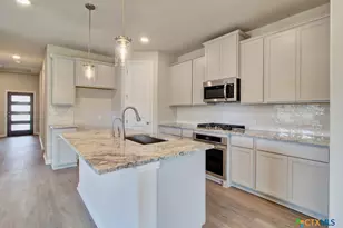 820 Little Pebble, New Braunfels, TX 78130 - Photo 11