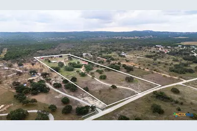 601 Deerpath Way, Spicewood, TX 78669 - Photo 5