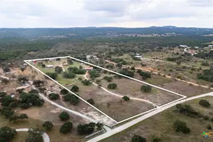 601 Deerpath Way, Spicewood, TX 78669 - Photo 5