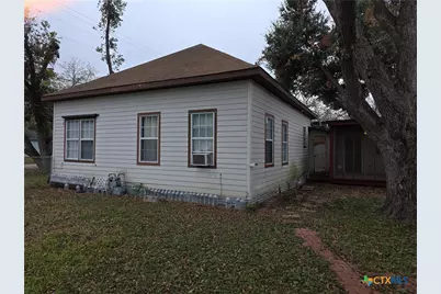 200 W Moerbe Street, Thorndale, TX 76577 - Photo 19