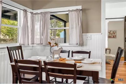 569 Wright Avenue, New Braunfels, TX 78130 - Photo 13