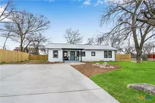 569 Wright Ave, New Braunfels, TX 78130 - Photo 5