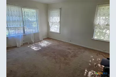 1903 S 13th Street, Temple, TX 76504 - Photo 7