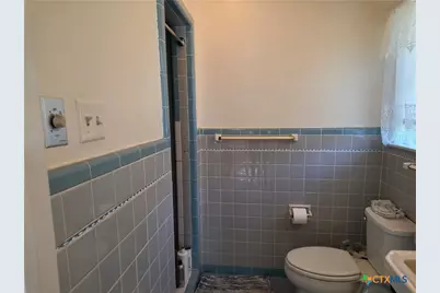 1903 S 13th Street, Temple, TX 76504 - Photo 9