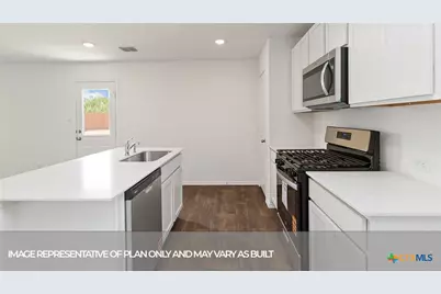 1027 Bold Run, Seguin, TX 78155 - Photo 17