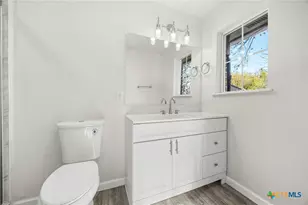 301 E Cherokee Dr, Harker Heights, TX 76548 - Photo 9