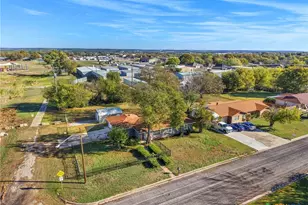 301 E Cherokee Dr, Harker Heights, TX 76548 - Photo 25