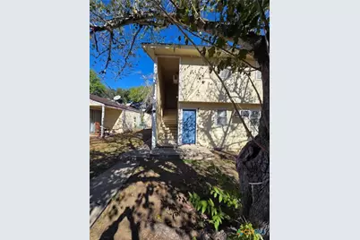 657 W 4th Street, Yorktown, TX 78164 - Photo 7