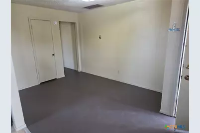 657 W 4th Street, Yorktown, TX 78164 - Photo 23