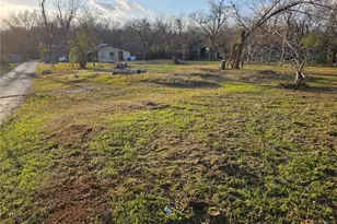 600 Alley A St, Elgin, TX 78621 - Photo 3