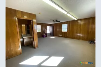 104 Skipcha Trail, Lampasas, TX 76550 - Photo 33