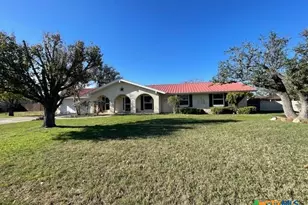 104 Skipcha Trail, Lampasas, TX 76550 - Photo 1