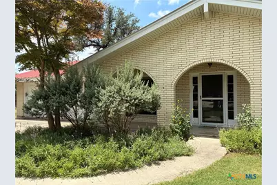 104 Skipcha Trail, Lampasas, TX 76550 - Photo 3