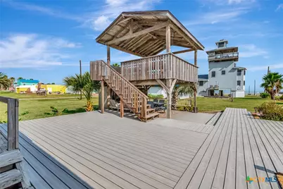 104 E Van Buren Avenue, Port O'Connor, TX 77982 - Photo 33