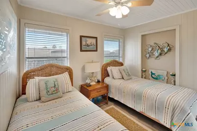 104 E Van Buren Avenue, Port O'Connor, TX 77982 - Photo 17