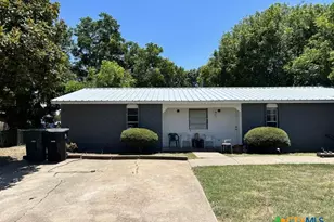 1409 Calle Nogal St, Temple, TX 76502 - Photo 1
