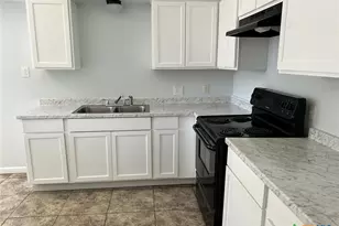 1409 Calle Nogal St, Temple, TX 76502 - Photo 3