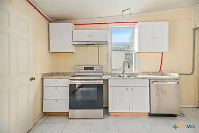 1408 Holloman Drive, Port Lavaca, TX 77979 - Photo 15