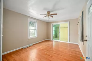 1408 Holloman Dr, Port Lavaca, TX 77979 - Photo 5