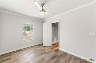 9130 Rebecca Creek Rd, Spring Branch, TX 78070 - Photo 27