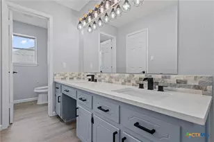 105 Melissa St, Bruceville Eddy, TX 76524 - Photo 11